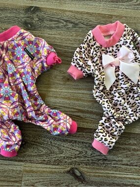 2 FITWARM dog outfits. Extra small. Lightly worn like new.